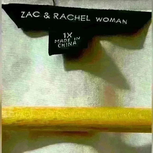 Women’s Zack and Rachel Brand Classic White Long Sleeve Tuxedo Style Blouse 1X - Picture 2 of 7